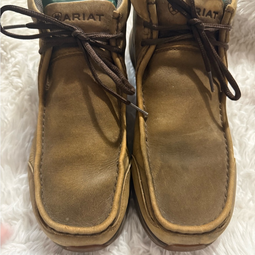 Ariat Men's Tan Brown Leather Chukka Boots